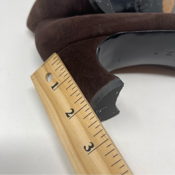 Vintage Yves Saint Laurent Suede Brown Classic Pumps Heels Sz 7 N Fits Narrow - Picture 8 of 8